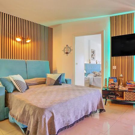 洛斯克里斯蒂亚诺斯Luxory Dreamy Sunset, Seafront, Direct Access To The Promenade,Wifi,Pool,Free Parking公寓 外观 照片