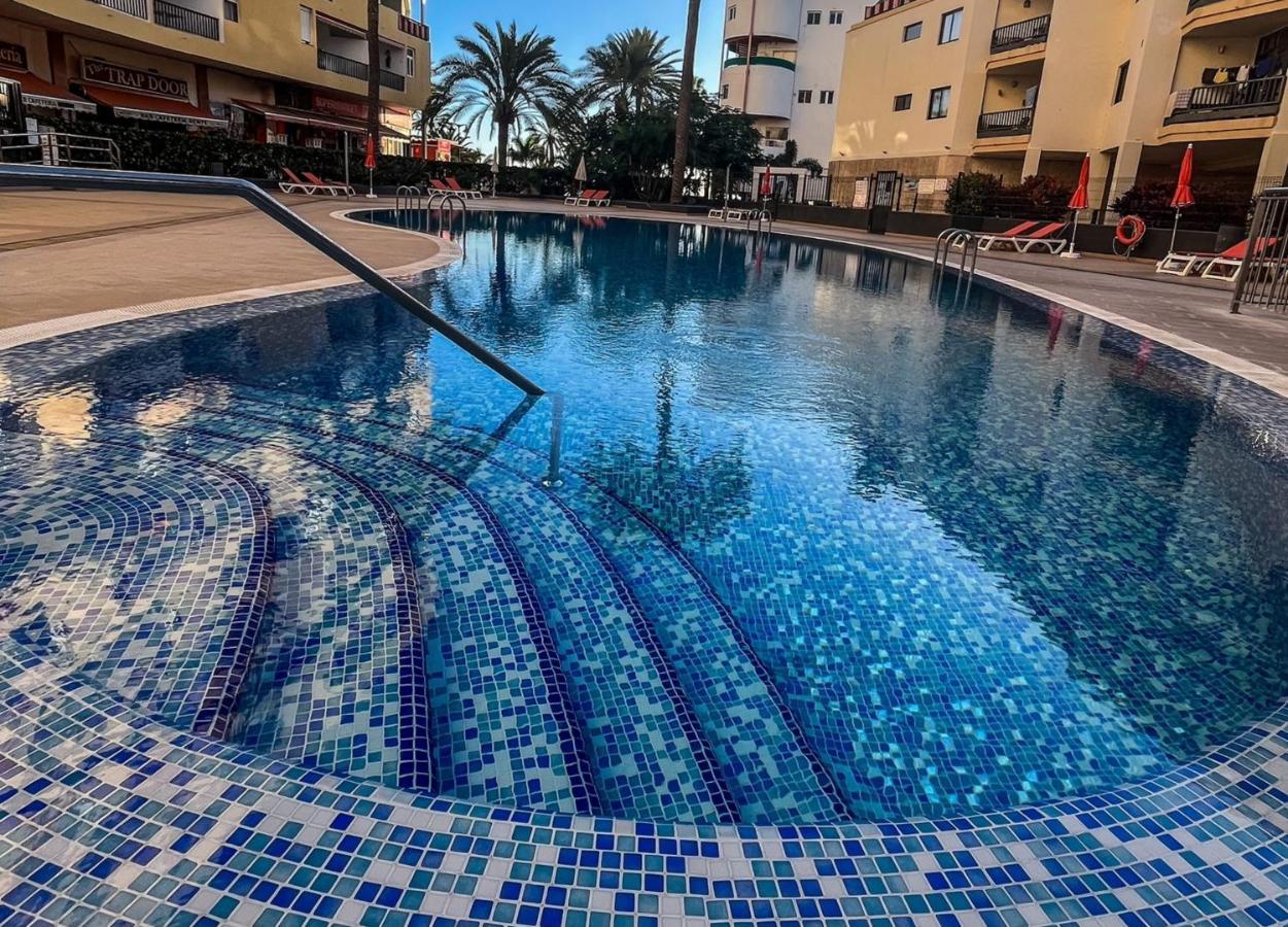 洛斯克里斯蒂亚诺斯Luxory Dreamy Sunset, Seafront, Direct Access To The Promenade,Wifi,Pool,Free Parking公寓 外观 照片