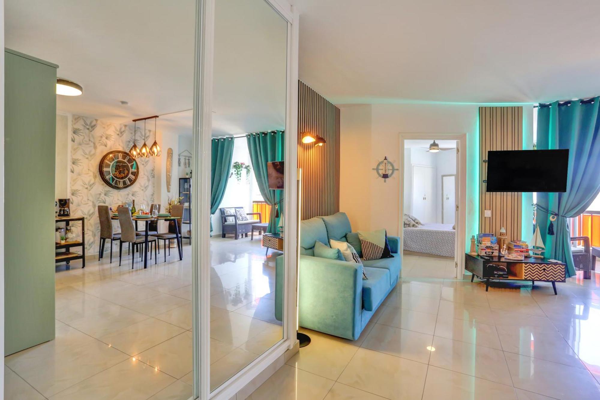 洛斯克里斯蒂亚诺斯Luxory Dreamy Sunset, Seafront, Direct Access To The Promenade,Wifi,Pool,Free Parking公寓 外观 照片