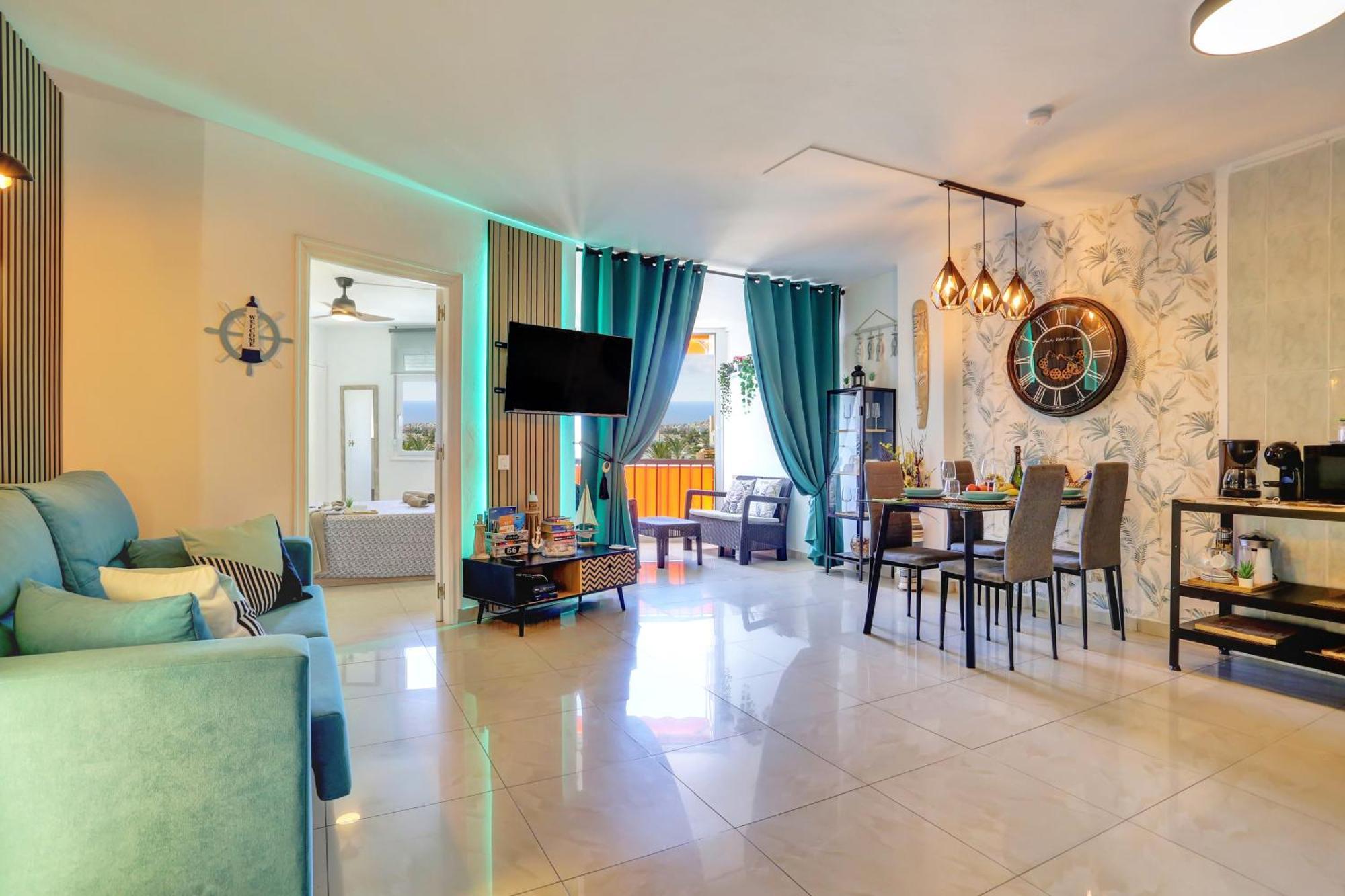 洛斯克里斯蒂亚诺斯Luxory Dreamy Sunset, Seafront, Direct Access To The Promenade,Wifi,Pool,Free Parking公寓 外观 照片