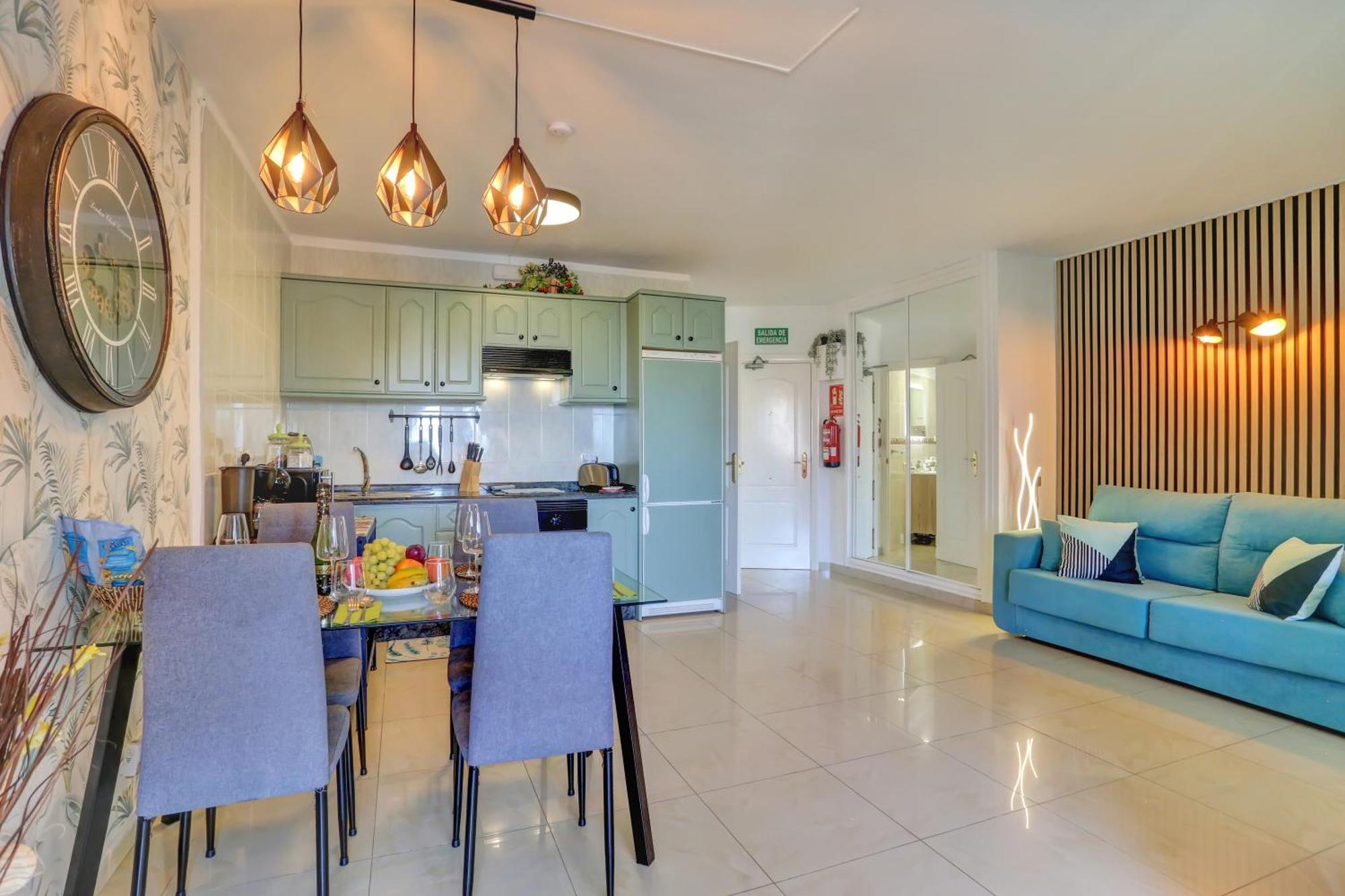 洛斯克里斯蒂亚诺斯Luxory Dreamy Sunset, Seafront, Direct Access To The Promenade,Wifi,Pool,Free Parking公寓 外观 照片